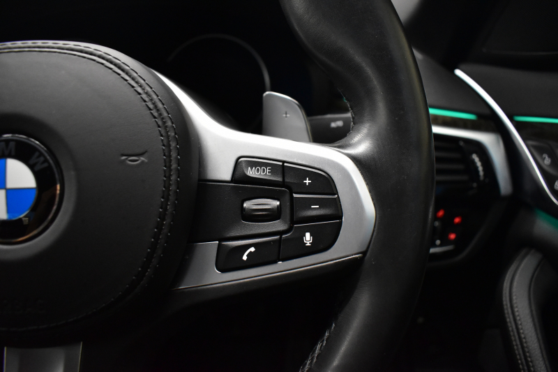 BMW 5シリーズ 530e Mｽﾎﾟｰﾂ PHEV ｲﾉﾍﾞｰｼｮﾝP 全席ﾋｰﾀｰ付黒革 HUD ｱﾀﾞﾌﾟﾃｨﾌﾞLEDﾍｯﾄﾞﾗｲﾄ 追従ACC 車線変更警告 ｼﾞｪｽﾁｬｰC ﾀｯﾁﾊﾟﾈﾙ対応iﾄﾞﾗｲﾌﾞHDDﾅﾋﾞﾌﾙｾｸﾞ 3Dﾋﾞｭｰ Pｱｼｽﾄﾌﾟﾗｽ 電動ﾄﾗﾝｸ  19AW 2年保証