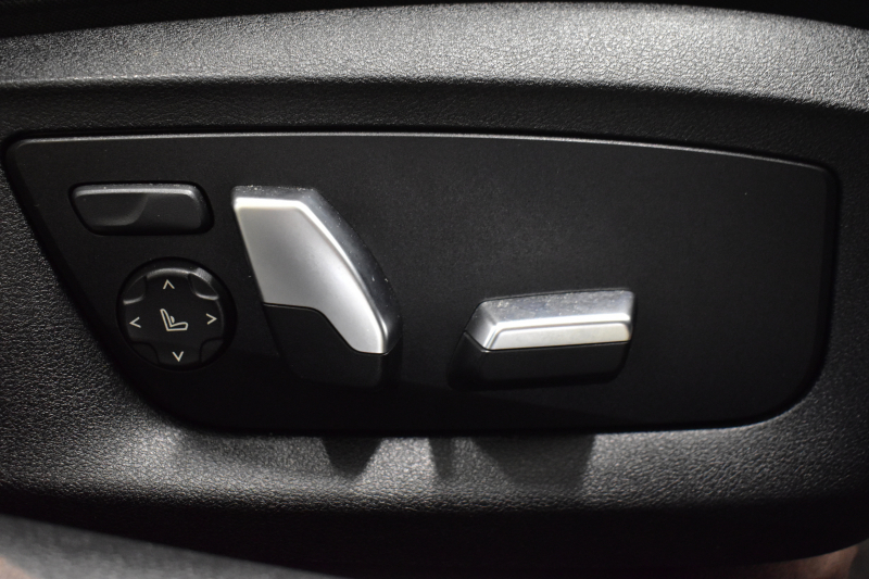 BMW 5シリーズ 530e Mｽﾎﾟｰﾂ PHEV ｲﾉﾍﾞｰｼｮﾝP 全席ﾋｰﾀｰ付黒革 HUD ｱﾀﾞﾌﾟﾃｨﾌﾞLEDﾍｯﾄﾞﾗｲﾄ 追従ACC 車線変更警告 ｼﾞｪｽﾁｬｰC ﾀｯﾁﾊﾟﾈﾙ対応iﾄﾞﾗｲﾌﾞHDDﾅﾋﾞﾌﾙｾｸﾞ 3Dﾋﾞｭｰ Pｱｼｽﾄﾌﾟﾗｽ 電動ﾄﾗﾝｸ  19AW 2年保証