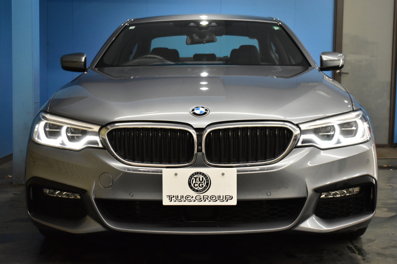 BMW 5シリーズ 530e Mｽﾎﾟｰﾂ PHEV ｲﾉﾍﾞｰｼｮﾝP 全席ﾋｰﾀｰ付黒革 HUD ｱﾀﾞﾌﾟﾃｨﾌﾞLEDﾍｯﾄﾞﾗｲﾄ 追従ACC 車線変更警告 ｼﾞｪｽﾁｬｰC ﾀｯﾁﾊﾟﾈﾙ対応iﾄﾞﾗｲﾌﾞHDDﾅﾋﾞﾌﾙｾｸﾞ 3Dﾋﾞｭｰ Pｱｼｽﾄﾌﾟﾗｽ 電動ﾄﾗﾝｸ  19AW 2年保証