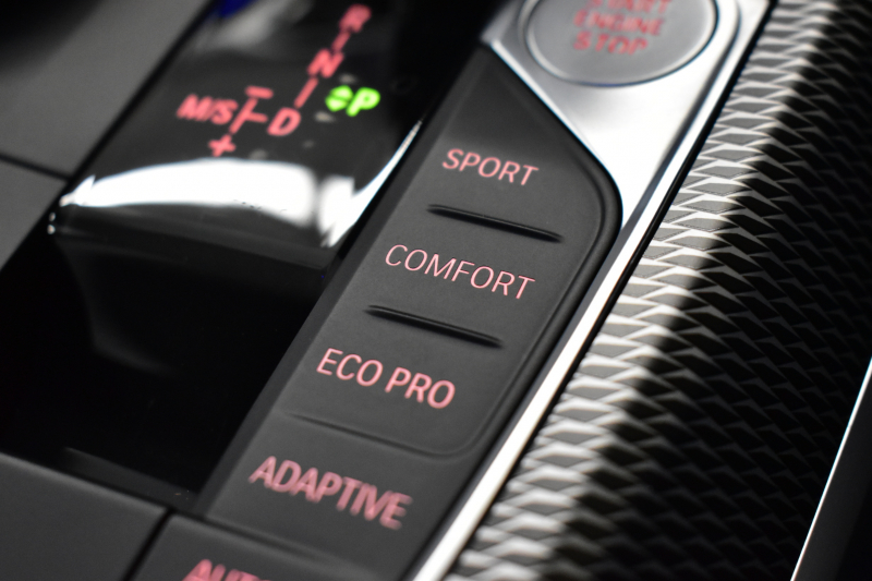 BMW 3シリーズ M340i Xﾄﾞﾗｲﾌﾞ ｲﾉﾍﾞｰｼｮﾝP ﾋｰﾀｰ付黒革 ACC HUD ﾚｰｻﾞｰLEDﾗｲﾄ 可変Mｻｽ 19AW Mｽﾎﾟｰﾂﾌﾞﾚｰｷ ｼﾞｪｽﾁｬｰC付ﾀｯﾁﾊﾟﾈﾙﾅﾋﾞ全周囲ｶﾒ駐車ｱｼｽﾄ ﾊｰﾏﾝｶｰﾄﾞﾝ 側面衝突&車線変更&逸脱警告 2年保証