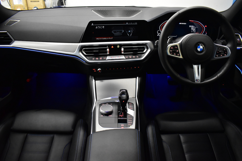 BMW 3シリーズ M340i Xﾄﾞﾗｲﾌﾞ ｲﾉﾍﾞｰｼｮﾝP ﾋｰﾀｰ付黒革 ACC HUD ﾚｰｻﾞｰLEDﾗｲﾄ 可変Mｻｽ 19AW Mｽﾎﾟｰﾂﾌﾞﾚｰｷ ｼﾞｪｽﾁｬｰC付ﾀｯﾁﾊﾟﾈﾙﾅﾋﾞ全周囲ｶﾒ駐車ｱｼｽﾄ ﾊｰﾏﾝｶｰﾄﾞﾝ 側面衝突&車線変更&逸脱警告 2年保証