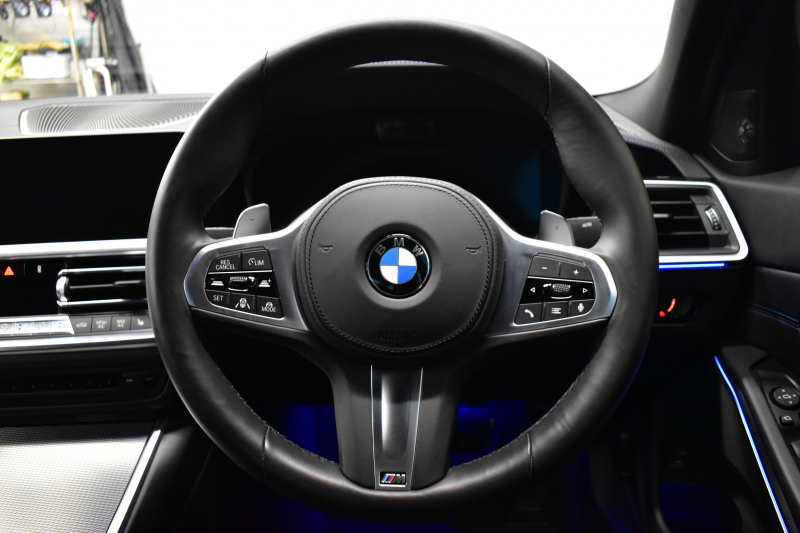 BMW 3シリーズ M340i Xﾄﾞﾗｲﾌﾞ ｲﾉﾍﾞｰｼｮﾝP ﾋｰﾀｰ付黒革 ACC HUD ﾚｰｻﾞｰLEDﾗｲﾄ 可変Mｻｽ 19AW Mｽﾎﾟｰﾂﾌﾞﾚｰｷ ｼﾞｪｽﾁｬｰC付ﾀｯﾁﾊﾟﾈﾙﾅﾋﾞ全周囲ｶﾒ駐車ｱｼｽﾄ ﾊｰﾏﾝｶｰﾄﾞﾝ 側面衝突&車線変更&逸脱警告 2年保証