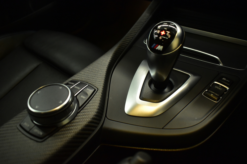 BMW Mシリーズ M2 MDCT 7速DCT LCI後期 ｾﾚｸﾄP ｻﾝﾙｰﾌ ﾊｰﾏﾝｶｰﾄﾞﾝ ﾌﾙｾｸﾞTV ﾋｰﾀｰ付黒革 LEDﾍｯﾄﾞﾗｲﾄ&ﾃｰﾙ ﾀｯﾁﾊﾟﾈﾙHDDﾅﾋﾞ Bｶﾒﾗ ﾘｱPDC 19AW 車線逸脱&歩行者警告 衝突軽減ﾌﾞﾚｰｷ ｶｰﾎﾞﾝｲﾝﾃﾘｱ 2年保証