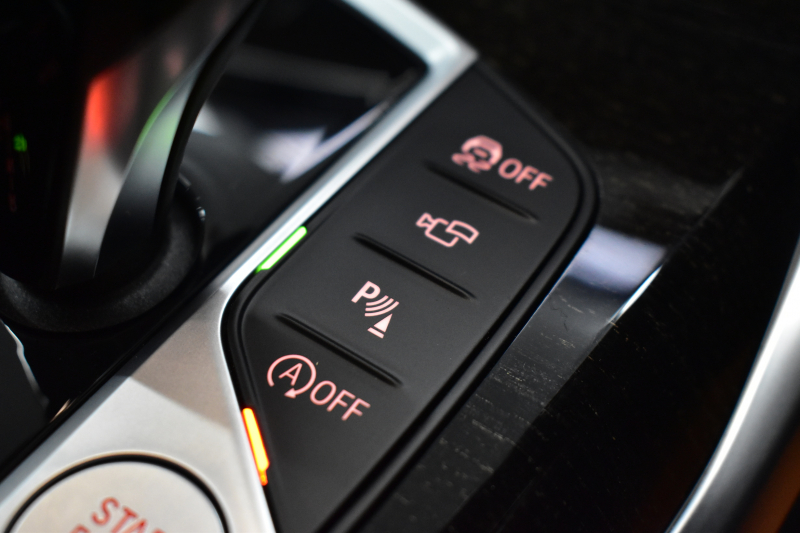 BMW 4シリーズ M440i xDriveｸﾞﾗﾝｸｰﾍﾟ 1ｵｰﾅｰ ﾋｰﾀｰ付茶革Mｽﾎﾟｰﾂｼｰﾄ ｲﾉﾍﾞｰｼｮﾝ&ｻｳﾝﾄﾞ&ﾊｲﾗｲﾝP ﾚｰｻﾞｰLEDﾍｯﾄﾞﾗｲﾄ HUD Mｽﾎﾟｰﾂﾃﾞﾌ&ﾌﾞﾚｰｷ 可変Mｻｽ ﾗｲﾌﾞｺｯｸﾋﾟｯﾄ全周囲ｶﾒﾗ Pｱｼｽﾄ LCW Apple Car Play ﾌﾙｾｸﾞ harman/kardon 19AW 2年保証