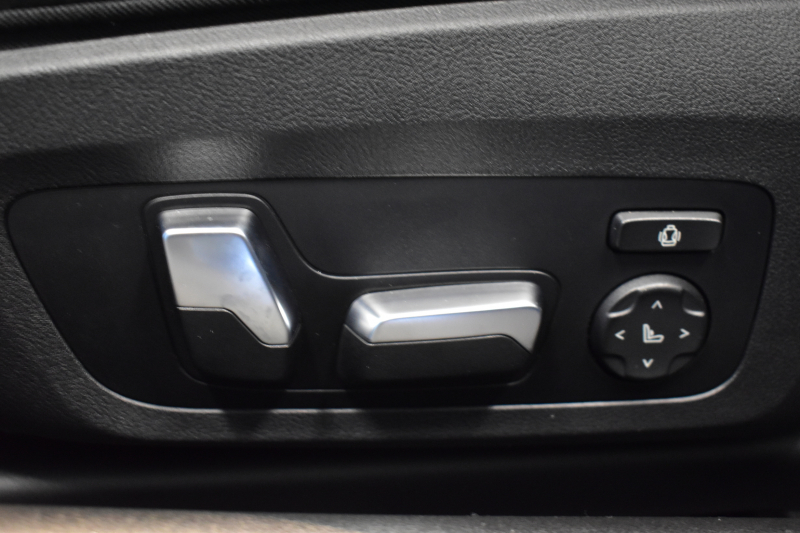 BMW Mシリーズ M2ｸｰﾍﾟ 6速MT 新車保証R8年4月迄 ｶｰﾎﾞﾝﾙｰﾌ ﾊｲﾗｲﾝP ｶｰﾌﾞﾄﾞﾃﾞｨｽﾌﾟﾚｲ ﾋｰﾀｰ付黒革Mｽﾎﾟｰﾂｼｰﾄ(専用ﾊｲﾗｲﾄ付) ｶｰﾎﾞﾝｲﾝﾃﾘｱﾄﾘﾑ 可変Mｻｽ Mｺﾝﾊﾟｳﾝﾄﾞﾌﾞﾚｰｷ HUD BMWﾗｲﾌﾞｺｯｸﾋﾟｯﾄ ﾅﾋﾞ ｱｯﾌﾟﾙｶｰﾌﾟﾚｲ LEDﾍｯﾄﾞﾗｲﾄ 2年保証