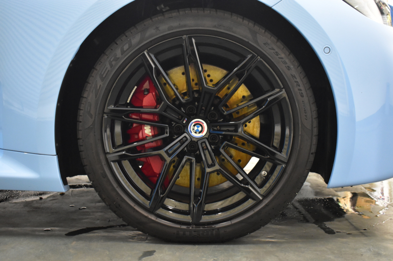 BMW Mシリーズ M2ｸｰﾍﾟ 6速MT 新車保証R8年4月迄 ｶｰﾎﾞﾝﾙｰﾌ ﾊｲﾗｲﾝP ｶｰﾌﾞﾄﾞﾃﾞｨｽﾌﾟﾚｲ ﾋｰﾀｰ付黒革Mｽﾎﾟｰﾂｼｰﾄ(専用ﾊｲﾗｲﾄ付) ｶｰﾎﾞﾝｲﾝﾃﾘｱﾄﾘﾑ 可変Mｻｽ Mｺﾝﾊﾟｳﾝﾄﾞﾌﾞﾚｰｷ HUD BMWﾗｲﾌﾞｺｯｸﾋﾟｯﾄ ﾅﾋﾞ ｱｯﾌﾟﾙｶｰﾌﾟﾚｲ LEDﾍｯﾄﾞﾗｲﾄ 2年保証