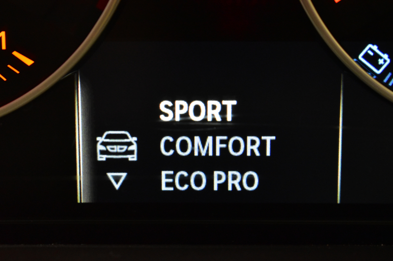 BMW X1 Xdrive18d Xﾗｲﾝ 期間限定特別掲載 4WD ﾊｲﾗｲﾝ&ｺﾝﾌｫｰﾄ&ｱﾄﾞﾊﾞﾝｽﾄﾞｱｸﾃｨﾌﾞｾｰﾌﾃｨP 追従ACC HUD ﾋｰﾀｰ付電動ｵｲｽﾀｰﾚｻﾞｰ LEDﾍｯﾄﾞﾗｲﾄ 18AW 衝突軽減B ﾀｯﾁﾊﾟﾈﾙﾅﾋﾞ Bｶﾒﾗ 前後PDC Pｱｼｽﾄ 電動Rｹﾞｰﾄ ｽﾏｰﾄｷｰ  2年保証