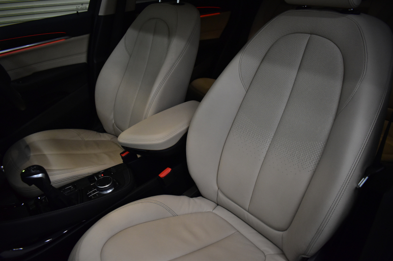 BMW X1 Xdrive18d Xﾗｲﾝ 期間限定特別掲載 4WD ﾊｲﾗｲﾝ&ｺﾝﾌｫｰﾄ&ｱﾄﾞﾊﾞﾝｽﾄﾞｱｸﾃｨﾌﾞｾｰﾌﾃｨP 追従ACC HUD ﾋｰﾀｰ付電動ｵｲｽﾀｰﾚｻﾞｰ LEDﾍｯﾄﾞﾗｲﾄ 18AW 衝突軽減B ﾀｯﾁﾊﾟﾈﾙﾅﾋﾞ Bｶﾒﾗ 前後PDC Pｱｼｽﾄ 電動Rｹﾞｰﾄ ｽﾏｰﾄｷｰ  2年保証