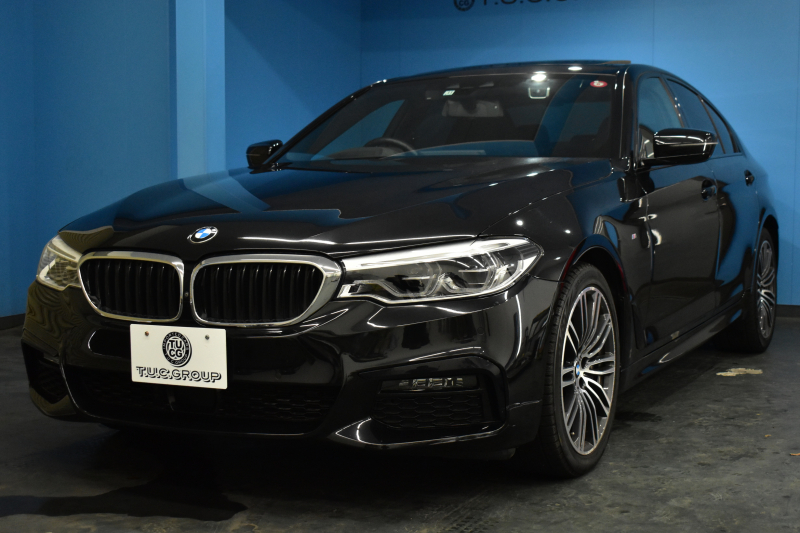 BMW 5シリーズ 540i Xﾄﾞﾗｲﾌﾞ Mｽﾎﾟｰﾂ 型式変更後ﾓﾃﾞﾙ 4WD ｺﾝﾌｫｰﾄ&ｾﾚｸﾄ&ﾊｲﾗｲﾝP ﾗｲﾌﾞｺｯｸﾋﾟｯﾄ ｻﾝﾙｰﾌ harman/kardon Fﾍﾞﾝﾁﾚｰｼｮﾝ&ﾏｯｻｰｼﾞ 全席ﾋｰﾀｰ付黒革 Mｽﾎﾟｰﾂﾌﾞﾚｰｷ LEDﾍｯﾄﾞ 液晶ﾒｰﾀｰ ACC HUD LCW  ﾀｯﾁﾊﾟﾈﾙﾅﾋﾞ全周囲ｶﾒﾗ ﾌﾙｾｸﾞ 2年保証