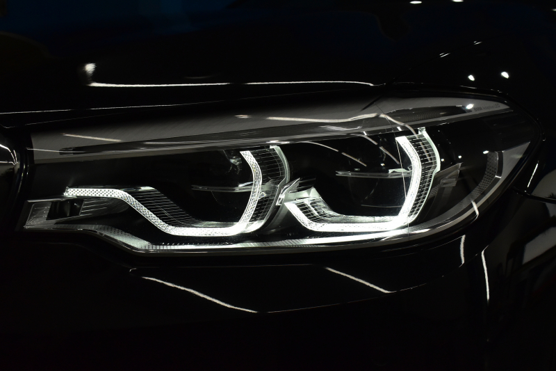 BMW 5シリーズ 540i Xﾄﾞﾗｲﾌﾞ Mｽﾎﾟｰﾂ 型式変更後ﾓﾃﾞﾙ 4WD ｺﾝﾌｫｰﾄ&ｾﾚｸﾄ&ﾊｲﾗｲﾝP ﾗｲﾌﾞｺｯｸﾋﾟｯﾄ ｻﾝﾙｰﾌ harman/kardon Fﾍﾞﾝﾁﾚｰｼｮﾝ&ﾏｯｻｰｼﾞ 全席ﾋｰﾀｰ付黒革 Mｽﾎﾟｰﾂﾌﾞﾚｰｷ LEDﾍｯﾄﾞ 液晶ﾒｰﾀｰ ACC HUD LCW  ﾀｯﾁﾊﾟﾈﾙﾅﾋﾞ全周囲ｶﾒﾗ ﾌﾙｾｸﾞ 2年保証