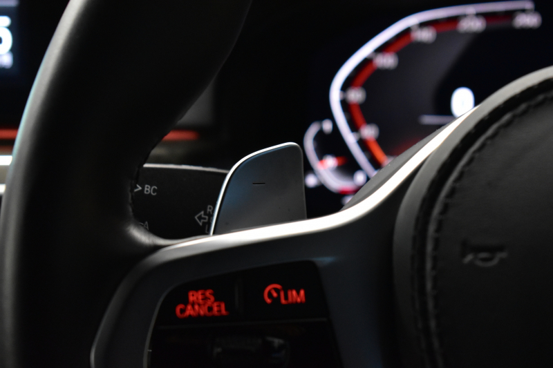 BMW 5シリーズ 540i Xﾄﾞﾗｲﾌﾞ Mｽﾎﾟｰﾂ 型式変更後ﾓﾃﾞﾙ 4WD ｺﾝﾌｫｰﾄ&ｾﾚｸﾄ&ﾊｲﾗｲﾝP ﾗｲﾌﾞｺｯｸﾋﾟｯﾄ ｻﾝﾙｰﾌ harman/kardon Fﾍﾞﾝﾁﾚｰｼｮﾝ&ﾏｯｻｰｼﾞ 全席ﾋｰﾀｰ付黒革 Mｽﾎﾟｰﾂﾌﾞﾚｰｷ LEDﾍｯﾄﾞ 液晶ﾒｰﾀｰ ACC HUD LCW  ﾀｯﾁﾊﾟﾈﾙﾅﾋﾞ全周囲ｶﾒﾗ ﾌﾙｾｸﾞ 2年保証