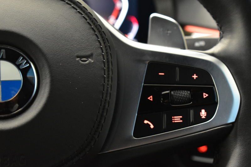 BMW 5シリーズ 540i Xﾄﾞﾗｲﾌﾞ Mｽﾎﾟｰﾂ 型式変更後ﾓﾃﾞﾙ 4WD ｺﾝﾌｫｰﾄ&ｾﾚｸﾄ&ﾊｲﾗｲﾝP ﾗｲﾌﾞｺｯｸﾋﾟｯﾄ ｻﾝﾙｰﾌ harman/kardon Fﾍﾞﾝﾁﾚｰｼｮﾝ&ﾏｯｻｰｼﾞ 全席ﾋｰﾀｰ付黒革 Mｽﾎﾟｰﾂﾌﾞﾚｰｷ LEDﾍｯﾄﾞ 液晶ﾒｰﾀｰ ACC HUD LCW  ﾀｯﾁﾊﾟﾈﾙﾅﾋﾞ全周囲ｶﾒﾗ ﾌﾙｾｸﾞ 2年保証