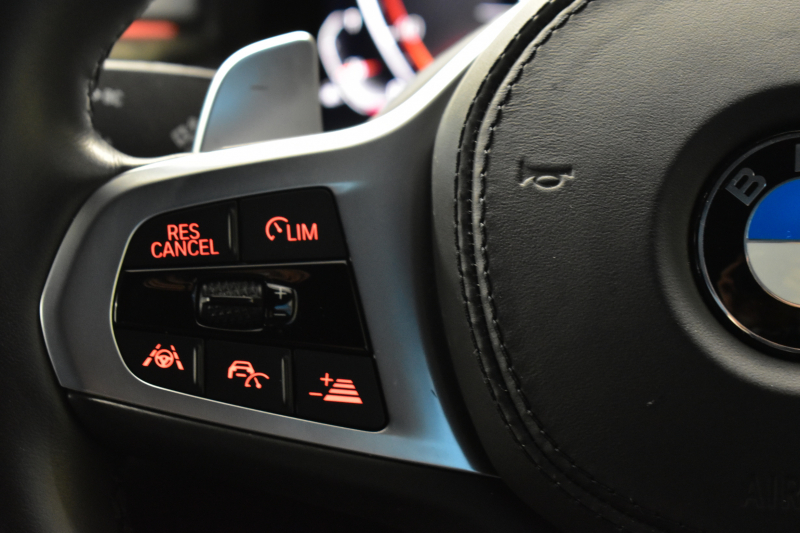 BMW 5シリーズ 540i Xﾄﾞﾗｲﾌﾞ Mｽﾎﾟｰﾂ 型式変更後ﾓﾃﾞﾙ 4WD ｺﾝﾌｫｰﾄ&ｾﾚｸﾄ&ﾊｲﾗｲﾝP ﾗｲﾌﾞｺｯｸﾋﾟｯﾄ ｻﾝﾙｰﾌ harman/kardon Fﾍﾞﾝﾁﾚｰｼｮﾝ&ﾏｯｻｰｼﾞ 全席ﾋｰﾀｰ付黒革 Mｽﾎﾟｰﾂﾌﾞﾚｰｷ LEDﾍｯﾄﾞ 液晶ﾒｰﾀｰ ACC HUD LCW  ﾀｯﾁﾊﾟﾈﾙﾅﾋﾞ全周囲ｶﾒﾗ ﾌﾙｾｸﾞ 2年保証