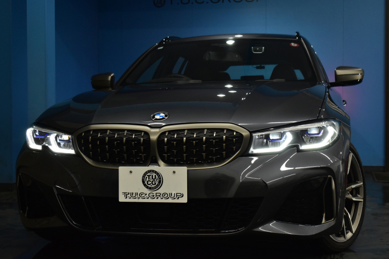 BMW 3シリーズ M340i Xﾄﾞﾗｲﾌﾞ ﾂｰﾘﾝｸﾞ ｲﾉﾍﾞｰｼｮﾝP ﾋｰﾀｰ付黒革Mｽﾎﾟｰﾂｼｰﾄ ACC HUD ﾚｰｻﾞｰLEDﾗｲﾄ 可変Mｻｽ 19AW Mｽﾎﾟｰﾂﾚｯﾄﾞﾌﾞﾚｰｷ ｼﾞｪｽﾁｬｰC付ﾀｯﾁﾊﾟﾈﾙﾅﾋﾞ全周囲ｶﾒﾗ駐車ｱｼｽﾄ ﾊｰﾏﾝｶｰﾄﾞﾝ 側面衝突&車線変更&逸脱警告 2年保証