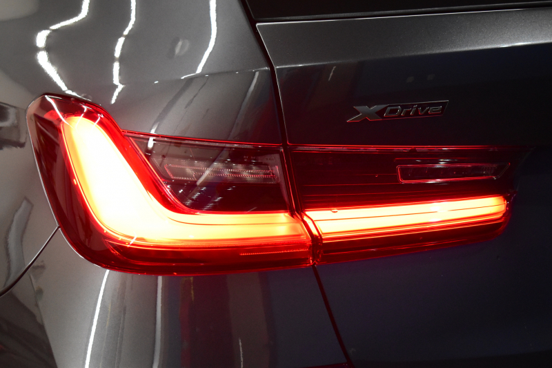 BMW 3シリーズ M340i Xﾄﾞﾗｲﾌﾞ ﾂｰﾘﾝｸﾞ ｲﾉﾍﾞｰｼｮﾝP ﾋｰﾀｰ付黒革Mｽﾎﾟｰﾂｼｰﾄ ACC HUD ﾚｰｻﾞｰLEDﾗｲﾄ 可変Mｻｽ 19AW Mｽﾎﾟｰﾂﾚｯﾄﾞﾌﾞﾚｰｷ ｼﾞｪｽﾁｬｰC付ﾀｯﾁﾊﾟﾈﾙﾅﾋﾞ全周囲ｶﾒﾗ駐車ｱｼｽﾄ ﾊｰﾏﾝｶｰﾄﾞﾝ 側面衝突&車線変更&逸脱警告 2年保証