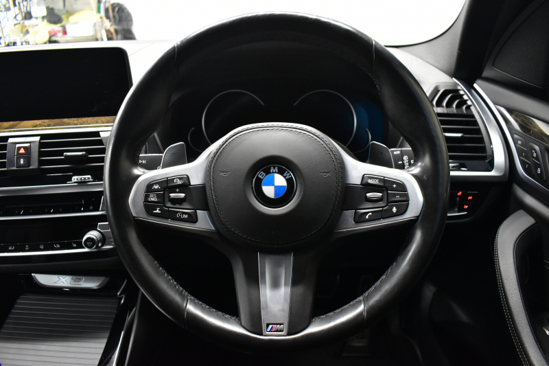 BMW X3 Xﾄﾞﾗｲﾌﾞ 20d Mｽﾎﾟｰﾂ ﾊｲﾗｲﾝP LEDﾍｯﾄﾞﾗｲﾄ&ﾃｰﾙ 追従ACC HUD 全席ﾋｰﾀｰ付黒革 LCW ﾀｯﾁﾊﾟﾈﾙHDDﾅﾋﾞ ﾌﾙｾｸﾞ 360度ｶﾒﾗ3Dﾋﾞｭｰ Bｶﾒﾗ 電動Rｹﾞｰﾄ ﾜｲﾔﾚｽ充電 19AW 2年保証