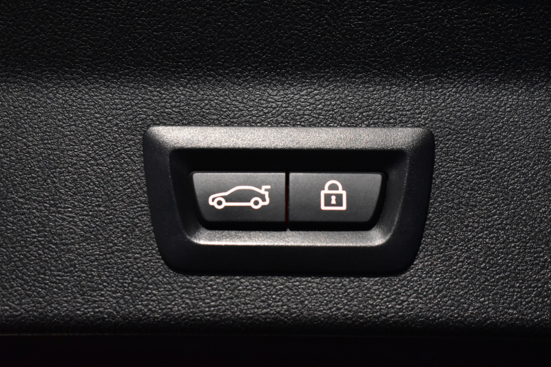 BMW X3 Xﾄﾞﾗｲﾌﾞ 20d Mｽﾎﾟｰﾂ ﾊｲﾗｲﾝP LEDﾍｯﾄﾞﾗｲﾄ&ﾃｰﾙ 追従ACC HUD 全席ﾋｰﾀｰ付黒革 LCW ﾀｯﾁﾊﾟﾈﾙHDDﾅﾋﾞ ﾌﾙｾｸﾞ 360度ｶﾒﾗ3Dﾋﾞｭｰ Bｶﾒﾗ 電動Rｹﾞｰﾄ ﾜｲﾔﾚｽ充電 19AW 2年保証