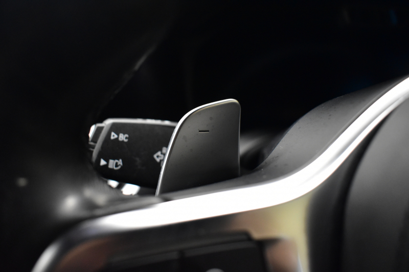 BMW 3シリーズ 330iﾂｰﾘﾝｸﾞ Mｽﾎﾟｰﾂ 高出力 ｲﾉﾍﾞｰｼｮﾝ&ﾊｲﾗｲﾝ&ｻｳﾝﾄﾞ＆ｺﾝﾌｫｰﾄP ﾚｰｻﾞｰLEDﾗｲﾄ ﾋｰﾀｰ付黒革 ACC HUD 19AW Mｽﾎﾟｰﾂﾌﾞﾚｰｷ ﾊﾟｰｷﾝｸﾞｱｼｽﾄ+ 全周囲ｶﾒﾗ ｼﾞｪｽﾁｬｰC対応ﾀｯﾁﾊﾟﾈﾙﾅﾋﾞ ｱｯﾌﾟﾙｶｰﾌﾟﾚｲ 電動Rｹﾞｰﾄ ﾜｲﾔﾚｽ充電2年保証