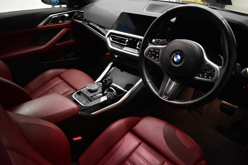 BMW 4シリーズ M440i xDriveｶﾌﾞﾘｵﾚ 1ｵｰﾅｰ ﾋｰﾀｰ付赤革 ﾋﾟｱﾉﾌﾞﾗｯｸｲﾝﾃﾘｱﾄﾘﾑ ｴｱｶﾗｰ ﾚｰｻﾞｰLEDﾍｯﾄﾞﾗｲﾄ HUD Mｽﾎﾟｰﾂﾃﾞﾌ&ﾌﾞﾚｰｷ 可変Mｻｽ ﾗｲﾌﾞｺｯｸﾋﾟｯﾄﾀｯﾁﾊﾟﾈﾙﾅﾋﾞ全周囲ｶﾒﾗ Pｱｼｽﾄ LCW Apple Car Play ﾌﾙｾｸﾞ harman/kardon 19AW 2年保証