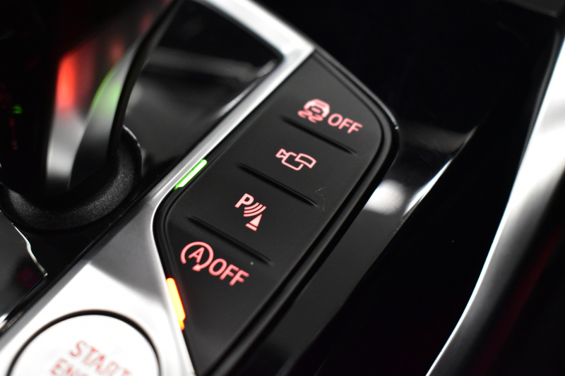 BMW 4シリーズ M440i xDriveｶﾌﾞﾘｵﾚ 1ｵｰﾅｰ ﾋｰﾀｰ付赤革 ﾋﾟｱﾉﾌﾞﾗｯｸｲﾝﾃﾘｱﾄﾘﾑ ｴｱｶﾗｰ ﾚｰｻﾞｰLEDﾍｯﾄﾞﾗｲﾄ HUD Mｽﾎﾟｰﾂﾃﾞﾌ&ﾌﾞﾚｰｷ 可変Mｻｽ ﾗｲﾌﾞｺｯｸﾋﾟｯﾄﾀｯﾁﾊﾟﾈﾙﾅﾋﾞ全周囲ｶﾒﾗ Pｱｼｽﾄ LCW Apple Car Play ﾌﾙｾｸﾞ harman/kardon 19AW 2年保証