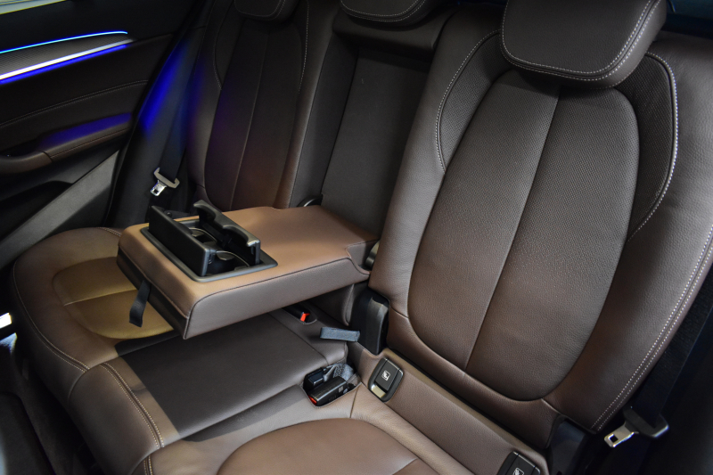 BMW X2 M35i 4WD ｾﾚｸﾄ&ｱﾄﾞﾊﾞﾝｽﾄﾞｱｸﾃｨﾌﾞｾｰﾌﾃｨ‐&ｺﾝﾌｫｰﾄP ﾊﾟﾉﾗﾏｻﾝﾙｰﾌ LEDﾍｯﾄﾞﾗｲﾄ 追従ACC HUD ﾋｰﾀｰ付電動茶革 社外後席ﾋｰﾀｰ 20AW 衝突軽減B 車線逸脱&歩行者警告 ﾀｯﾁﾊﾟﾈﾙHDDﾅﾋﾞBｶﾒﾗ 電動Rｹﾞｰﾄ 2年保証