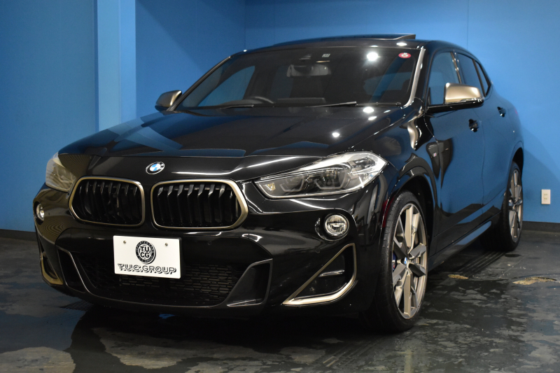 BMW X2 M35i 4WD ｾﾚｸﾄ&ｱﾄﾞﾊﾞﾝｽﾄﾞｱｸﾃｨﾌﾞｾｰﾌﾃｨ‐&ｺﾝﾌｫｰﾄP ﾊﾟﾉﾗﾏｻﾝﾙｰﾌ LEDﾍｯﾄﾞﾗｲﾄ 追従ACC HUD ﾋｰﾀｰ付電動茶革 社外後席ﾋｰﾀｰ 20AW 衝突軽減B 車線逸脱&歩行者警告 ﾀｯﾁﾊﾟﾈﾙHDDﾅﾋﾞBｶﾒﾗ 電動Rｹﾞｰﾄ 2年保証