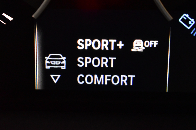 BMW Mシリーズ M2ｸｰﾍﾟ MDCT 7速DCT harman/kardon ﾋｰﾀｰ付黒革 LEDﾘﾝｸﾞｷｾﾉﾝﾍｯﾄﾞﾗｲﾄ ﾀｯﾁﾊﾟｯﾄﾞHDDﾅﾋﾞ 19AW  車線逸脱&歩行者警告 衝突軽減ﾌﾞﾚｰｷ ｶｰﾎﾞﾝｲﾝﾃﾘｱ Bｶﾒﾗ iｽﾄｯﾌﾟ ｽﾏｰﾄｷｰ 2年保証