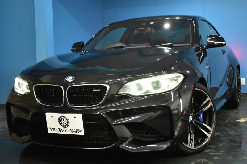 BMW Mシリーズ M2ｸｰﾍﾟ MDCT 7速DCT harman/kardon ﾋｰﾀｰ付黒革 LEDﾘﾝｸﾞｷｾﾉﾝﾍｯﾄﾞﾗｲﾄ ﾀｯﾁﾊﾟｯﾄﾞHDDﾅﾋﾞ 19AW  車線逸脱&歩行者警告 衝突軽減ﾌﾞﾚｰｷ ｶｰﾎﾞﾝｲﾝﾃﾘｱ Bｶﾒﾗ iｽﾄｯﾌﾟ ｽﾏｰﾄｷｰ 2年保証