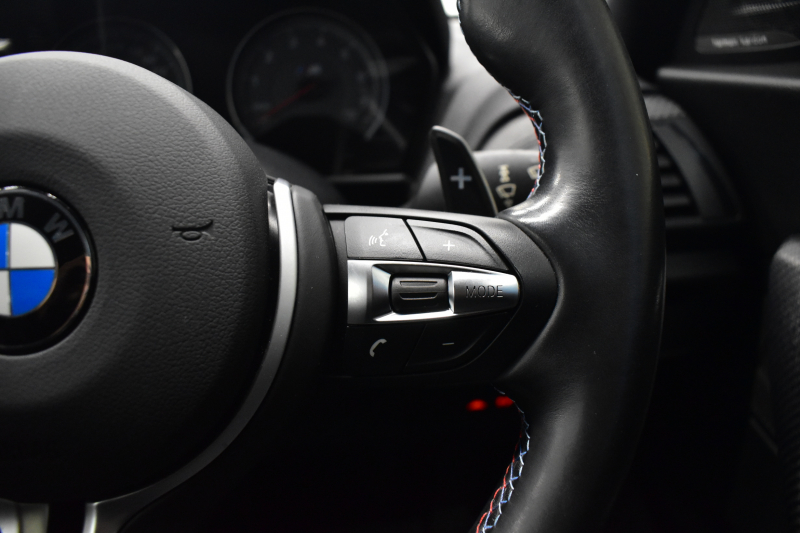 BMW Mシリーズ M2ｸｰﾍﾟ MDCT 7速DCT harman/kardon ﾋｰﾀｰ付黒革 LEDﾘﾝｸﾞｷｾﾉﾝﾍｯﾄﾞﾗｲﾄ ﾀｯﾁﾊﾟｯﾄﾞHDDﾅﾋﾞ 19AW  車線逸脱&歩行者警告 衝突軽減ﾌﾞﾚｰｷ ｶｰﾎﾞﾝｲﾝﾃﾘｱ Bｶﾒﾗ iｽﾄｯﾌﾟ ｽﾏｰﾄｷｰ 2年保証