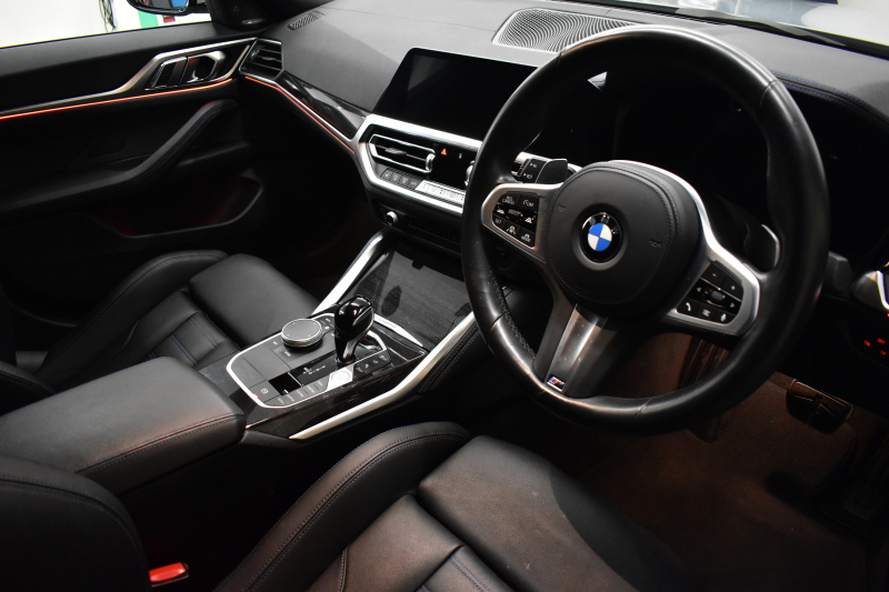 BMW 4シリーズ 420iｸﾞﾗﾝｸｰﾍﾟ Mｽﾎﾟｰﾂ Mｽﾎﾟｰﾂｼｰﾄ&ﾌｧｽﾄﾄﾗｯｸ&ｻｳﾝﾄﾞ&ｺﾝﾌｫｰﾄP ﾋｰﾀｰ付黒革Mｽﾎﾟｰﾂｼｰﾄ 可変Mｻｽ ﾊｰﾏﾝｶｰﾄﾞﾝ LEDﾍｯﾄﾞﾗｲﾄ 追従ACC LCW ﾗｲﾌﾞｺｸﾋﾟｯﾄ ﾀｯﾁﾊﾟﾈﾙﾅﾋﾞ全周囲ｶﾒﾗ Apple Car Play ﾌﾙｾｸﾞ 19AW 2年保証