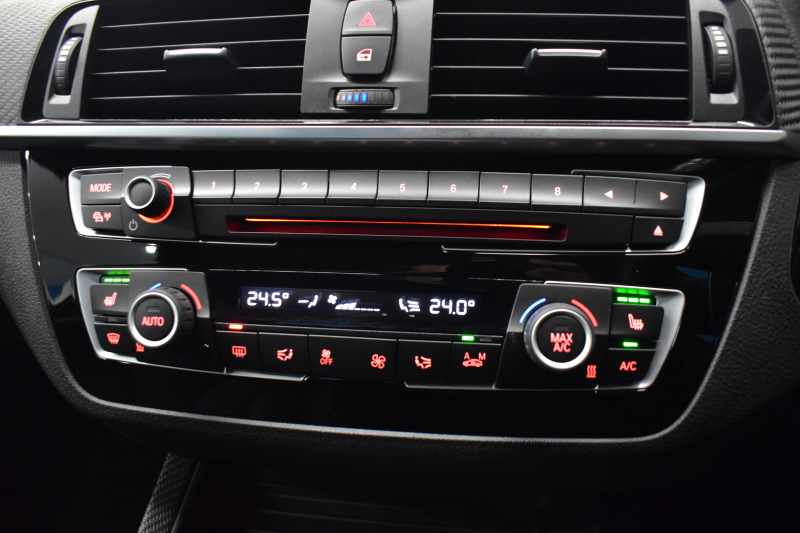 BMW Mシリーズ M2 ｺﾝﾍﾟﾃｨｼｮﾝ MDCT 7速DCT LCI後期  ﾊｰﾏﾝｶｰﾄﾞﾝ 専用410馬力ｴﾝｼﾞﾝ LEDﾍｯﾄﾞﾗｲﾄ&ﾃｰﾙ ﾋｰﾀｰ付黒革 ﾀｯﾁﾊﾟﾈﾙHDDﾅﾋﾞBｶﾒﾗ 19AW 衝突軽減B 車線逸脱＆歩行者警告 ｶｰﾎﾞﾝｲﾝﾃﾘｱ Mｼｰﾄﾍﾞﾙﾄ 2年保証