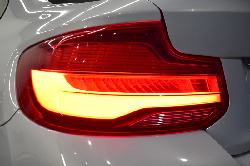 BMW Mシリーズ M2 ｺﾝﾍﾟﾃｨｼｮﾝ MDCT 7速DCT LCI後期  ﾊｰﾏﾝｶｰﾄﾞﾝ 専用410馬力ｴﾝｼﾞﾝ LEDﾍｯﾄﾞﾗｲﾄ&ﾃｰﾙ ﾋｰﾀｰ付黒革 ﾀｯﾁﾊﾟﾈﾙHDDﾅﾋﾞBｶﾒﾗ 19AW 衝突軽減B 車線逸脱＆歩行者警告 ｶｰﾎﾞﾝｲﾝﾃﾘｱ Mｼｰﾄﾍﾞﾙﾄ 2年保証