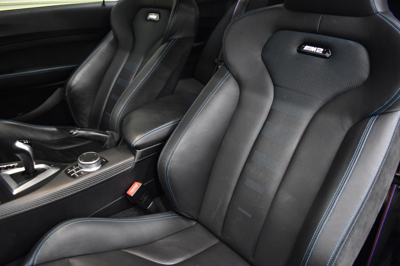 BMW Mシリーズ M2 ｺﾝﾍﾟﾃｨｼｮﾝ MDCT 7速DCT LCI後期  ﾊｰﾏﾝｶｰﾄﾞﾝ 専用410馬力ｴﾝｼﾞﾝ LEDﾍｯﾄﾞﾗｲﾄ&ﾃｰﾙ ﾋｰﾀｰ付黒革 ﾀｯﾁﾊﾟﾈﾙHDDﾅﾋﾞBｶﾒﾗ 19AW 衝突軽減B 車線逸脱＆歩行者警告 ｶｰﾎﾞﾝｲﾝﾃﾘｱ Mｼｰﾄﾍﾞﾙﾄ 2年保証