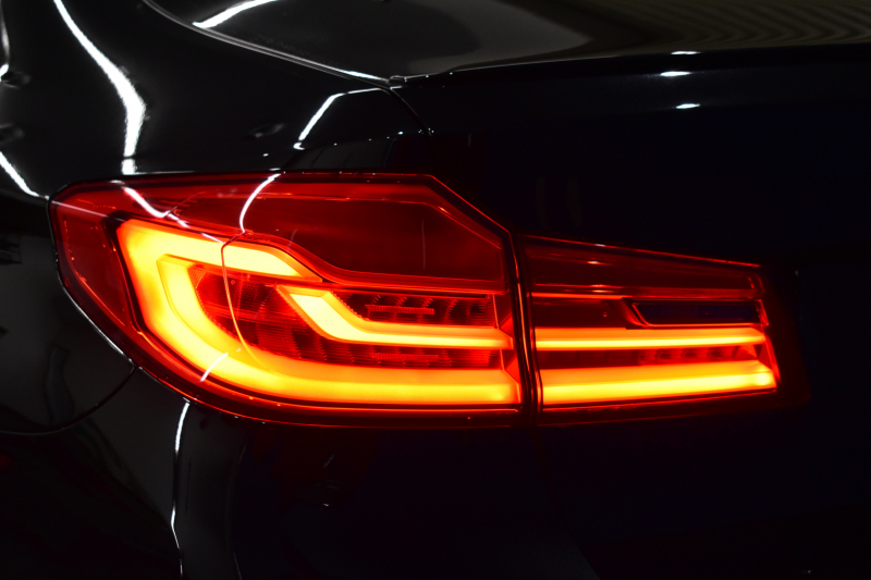 BMW Mシリーズ M5 V8ﾂｲﾝﾀｰﾎﾞ600馬力 MxDrive（4WD//2WD切替可）ｺﾝﾌｫｰﾄP  全席ﾋｰﾀｰ&前席ﾍﾞﾝﾁﾚｰｼｮﾝ&ﾏｯｻｰｼﾞ付ﾌﾞﾗｳﾝ&ﾌﾞﾗｯｸﾚｻﾞｰ ｽﾃｱﾘﾝｸﾞﾋｰﾀｰ ｱﾝﾋﾞｴﾝﾄｴｱP  追従ACC LCW LEDﾍｯﾄﾞﾗｲﾄ HUD 液晶ﾒｰﾀｰ 3Dﾋﾞｭｰ 20AW 2年保証