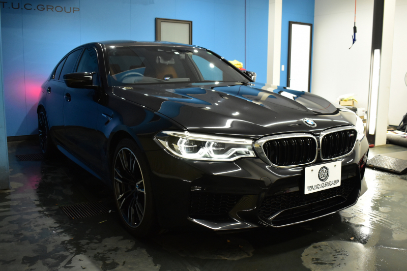 BMW Mシリーズ M5 V8ﾂｲﾝﾀｰﾎﾞ600馬力 MxDrive（4WD//2WD切替可）ｺﾝﾌｫｰﾄP  全席ﾋｰﾀｰ&前席ﾍﾞﾝﾁﾚｰｼｮﾝ&ﾏｯｻｰｼﾞ付ﾌﾞﾗｳﾝ&ﾌﾞﾗｯｸﾚｻﾞｰ ｽﾃｱﾘﾝｸﾞﾋｰﾀｰ ｱﾝﾋﾞｴﾝﾄｴｱP  追従ACC LCW LEDﾍｯﾄﾞﾗｲﾄ HUD 液晶ﾒｰﾀｰ 3Dﾋﾞｭｰ 20AW 2年保証