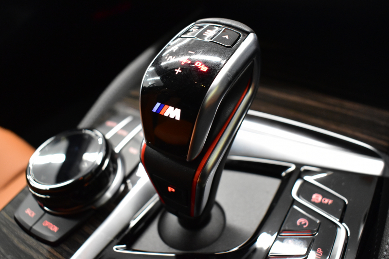 BMW Mシリーズ M5 V8ﾂｲﾝﾀｰﾎﾞ600馬力 MxDrive（4WD//2WD切替可）ｺﾝﾌｫｰﾄP  全席ﾋｰﾀｰ&前席ﾍﾞﾝﾁﾚｰｼｮﾝ&ﾏｯｻｰｼﾞ付ﾌﾞﾗｳﾝ&ﾌﾞﾗｯｸﾚｻﾞｰ ｽﾃｱﾘﾝｸﾞﾋｰﾀｰ ｱﾝﾋﾞｴﾝﾄｴｱP  追従ACC LCW LEDﾍｯﾄﾞﾗｲﾄ HUD 液晶ﾒｰﾀｰ 3Dﾋﾞｭｰ 20AW 2年保証