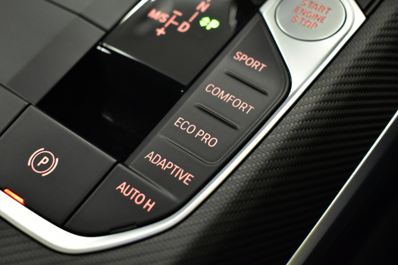 BMW 3シリーズ M340i Xﾄﾞﾗｲﾌﾞ ﾂｰﾘﾝｸﾞ ｲﾉﾍﾞｰｼｮﾝP ﾊﾟﾉﾗﾏｻﾝﾙｰﾌ KW車高調 M Performanceｶｰﾎﾞﾝｲﾝﾃﾘｱ ｲﾉﾍﾞｰｼｮﾝP ﾋｰﾀｰ付黒革 ACC HUD ﾚｰｻﾞｰLEDﾗｲﾄ ﾚｲｽﾞ19AW ｼﾞｪｽﾁｬｰC付ﾀｯﾁﾊﾟﾈﾙﾅﾋﾞ全周囲ｶﾒﾗ駐車ｱｼｽﾄ ﾊｰﾏﾝｶｰﾄﾞﾝ 車線変更&逸脱警告 2年保証