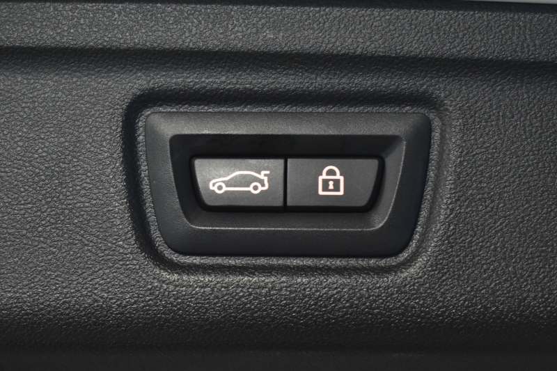 BMW 3シリーズ M340i Xﾄﾞﾗｲﾌﾞ ﾂｰﾘﾝｸﾞ ｲﾉﾍﾞｰｼｮﾝP ﾊﾟﾉﾗﾏｻﾝﾙｰﾌ KW車高調 M Performanceｶｰﾎﾞﾝｲﾝﾃﾘｱ ｲﾉﾍﾞｰｼｮﾝP ﾋｰﾀｰ付黒革 ACC HUD ﾚｰｻﾞｰLEDﾗｲﾄ ﾚｲｽﾞ19AW ｼﾞｪｽﾁｬｰC付ﾀｯﾁﾊﾟﾈﾙﾅﾋﾞ全周囲ｶﾒﾗ駐車ｱｼｽﾄ ﾊｰﾏﾝｶｰﾄﾞﾝ 車線変更&逸脱警告 2年保証