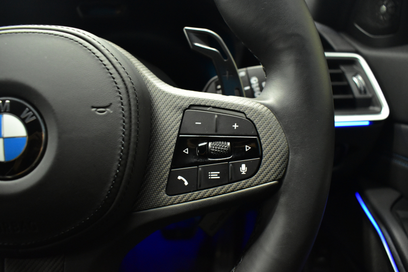 BMW 3シリーズ M340i Xﾄﾞﾗｲﾌﾞ ﾂｰﾘﾝｸﾞ ｲﾉﾍﾞｰｼｮﾝP ﾊﾟﾉﾗﾏｻﾝﾙｰﾌ KW車高調 M Performanceｶｰﾎﾞﾝｲﾝﾃﾘｱ ｲﾉﾍﾞｰｼｮﾝP ﾋｰﾀｰ付黒革 ACC HUD ﾚｰｻﾞｰLEDﾗｲﾄ ﾚｲｽﾞ19AW ｼﾞｪｽﾁｬｰC付ﾀｯﾁﾊﾟﾈﾙﾅﾋﾞ全周囲ｶﾒﾗ駐車ｱｼｽﾄ ﾊｰﾏﾝｶｰﾄﾞﾝ 車線変更&逸脱警告 2年保証