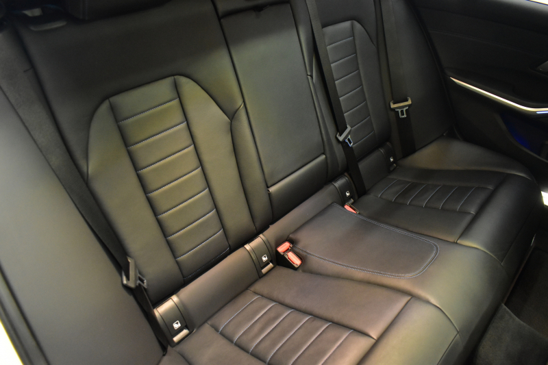 BMW 3シリーズ M340i Xﾄﾞﾗｲﾌﾞ ﾂｰﾘﾝｸﾞ ｲﾉﾍﾞｰｼｮﾝP ﾊﾟﾉﾗﾏｻﾝﾙｰﾌ KW車高調 M Performanceｶｰﾎﾞﾝｲﾝﾃﾘｱ ｲﾉﾍﾞｰｼｮﾝP ﾋｰﾀｰ付黒革 ACC HUD ﾚｰｻﾞｰLEDﾗｲﾄ ﾚｲｽﾞ19AW ｼﾞｪｽﾁｬｰC付ﾀｯﾁﾊﾟﾈﾙﾅﾋﾞ全周囲ｶﾒﾗ駐車ｱｼｽﾄ ﾊｰﾏﾝｶｰﾄﾞﾝ 車線変更&逸脱警告 2年保証