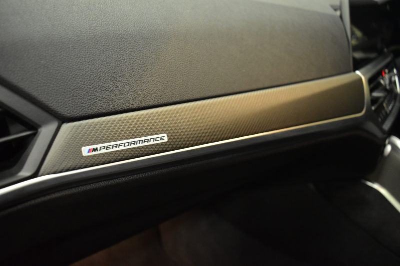 BMW 3シリーズ M340i Xﾄﾞﾗｲﾌﾞ ﾂｰﾘﾝｸﾞ ｲﾉﾍﾞｰｼｮﾝP ﾊﾟﾉﾗﾏｻﾝﾙｰﾌ KW車高調 M Performanceｶｰﾎﾞﾝｲﾝﾃﾘｱ ｲﾉﾍﾞｰｼｮﾝP ﾋｰﾀｰ付黒革 ACC HUD ﾚｰｻﾞｰLEDﾗｲﾄ ﾚｲｽﾞ19AW ｼﾞｪｽﾁｬｰC付ﾀｯﾁﾊﾟﾈﾙﾅﾋﾞ全周囲ｶﾒﾗ駐車ｱｼｽﾄ ﾊｰﾏﾝｶｰﾄﾞﾝ 車線変更&逸脱警告 2年保証