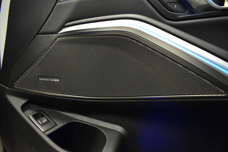 BMW 3シリーズ M340i Xﾄﾞﾗｲﾌﾞ ﾂｰﾘﾝｸﾞ ｲﾉﾍﾞｰｼｮﾝP ﾊﾟﾉﾗﾏｻﾝﾙｰﾌ KW車高調 M Performanceｶｰﾎﾞﾝｲﾝﾃﾘｱ ｲﾉﾍﾞｰｼｮﾝP ﾋｰﾀｰ付黒革 ACC HUD ﾚｰｻﾞｰLEDﾗｲﾄ ﾚｲｽﾞ19AW ｼﾞｪｽﾁｬｰC付ﾀｯﾁﾊﾟﾈﾙﾅﾋﾞ全周囲ｶﾒﾗ駐車ｱｼｽﾄ ﾊｰﾏﾝｶｰﾄﾞﾝ 車線変更&逸脱警告 2年保証