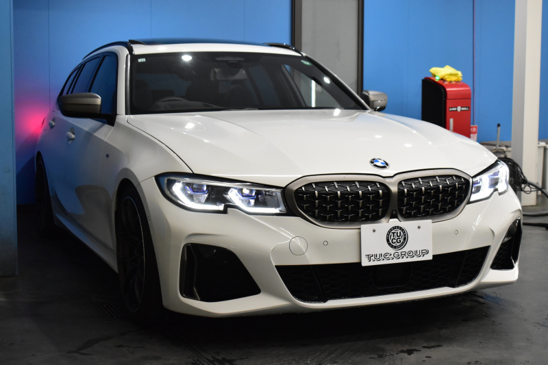 BMW 3シリーズ M340i Xﾄﾞﾗｲﾌﾞ ﾂｰﾘﾝｸﾞ ｲﾉﾍﾞｰｼｮﾝP ﾊﾟﾉﾗﾏｻﾝﾙｰﾌ KW車高調 M Performanceｶｰﾎﾞﾝｲﾝﾃﾘｱ ｲﾉﾍﾞｰｼｮﾝP ﾋｰﾀｰ付黒革 ACC HUD ﾚｰｻﾞｰLEDﾗｲﾄ ﾚｲｽﾞ19AW ｼﾞｪｽﾁｬｰC付ﾀｯﾁﾊﾟﾈﾙﾅﾋﾞ全周囲ｶﾒﾗ駐車ｱｼｽﾄ ﾊｰﾏﾝｶｰﾄﾞﾝ 車線変更&逸脱警告 2年保証