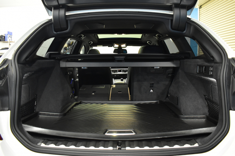 BMW 3シリーズ M340i Xﾄﾞﾗｲﾌﾞ ﾂｰﾘﾝｸﾞ ｲﾉﾍﾞｰｼｮﾝP ﾊﾟﾉﾗﾏｻﾝﾙｰﾌ KW車高調 M Performanceｶｰﾎﾞﾝｲﾝﾃﾘｱ ｲﾉﾍﾞｰｼｮﾝP ﾋｰﾀｰ付黒革 ACC HUD ﾚｰｻﾞｰLEDﾗｲﾄ ﾚｲｽﾞ19AW ｼﾞｪｽﾁｬｰC付ﾀｯﾁﾊﾟﾈﾙﾅﾋﾞ全周囲ｶﾒﾗ駐車ｱｼｽﾄ ﾊｰﾏﾝｶｰﾄﾞﾝ 車線変更&逸脱警告 2年保証