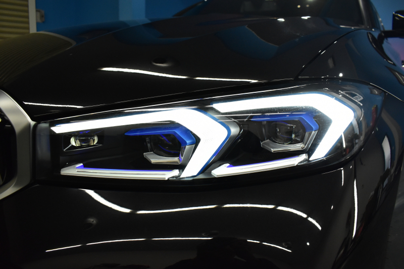 BMW 3シリーズ 320d Xﾄﾞﾗｲﾌﾞ Mｽﾎﾟｰﾂ ｺﾝﾌｫｰﾄP 4WD LCI後期 新車保証R8年4月迄 ｶｰﾌﾞﾄﾞﾃﾞｨｽﾌﾟﾚｲ ﾋｰﾀｰ付白革 LEDﾍｯﾄﾞﾗｲﾄ 19AW Pｱｼｽﾄﾌﾟﾗｽ 3Dﾋﾞｭｰ全周囲ｶﾒﾗ BMWﾗｲﾌﾞｺｯｸﾋﾟｯﾄ ｱｯﾌﾟﾙｶｰﾌﾟﾚｲ  ACC HUD 車線変更&逸脱&歩行者警告 KW車高調 2年保証