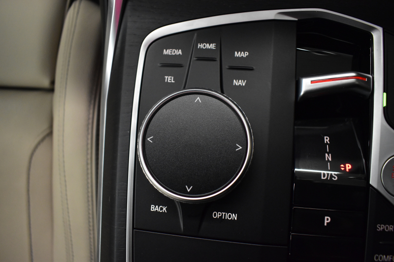 BMW 3シリーズ 320d Xﾄﾞﾗｲﾌﾞ Mｽﾎﾟｰﾂ ｺﾝﾌｫｰﾄP 4WD LCI後期 新車保証R8年4月迄 ｶｰﾌﾞﾄﾞﾃﾞｨｽﾌﾟﾚｲ ﾋｰﾀｰ付白革 LEDﾍｯﾄﾞﾗｲﾄ 19AW Pｱｼｽﾄﾌﾟﾗｽ 3Dﾋﾞｭｰ全周囲ｶﾒﾗ BMWﾗｲﾌﾞｺｯｸﾋﾟｯﾄ ｱｯﾌﾟﾙｶｰﾌﾟﾚｲ  ACC HUD 車線変更&逸脱&歩行者警告 KW車高調 2年保証