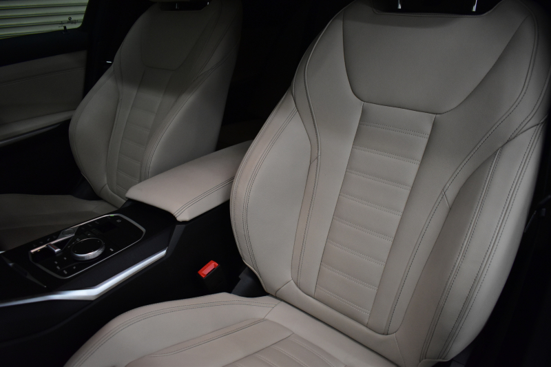 BMW 3シリーズ 320d Xﾄﾞﾗｲﾌﾞ Mｽﾎﾟｰﾂ ｺﾝﾌｫｰﾄP 4WD LCI後期 新車保証R8年4月迄 ｶｰﾌﾞﾄﾞﾃﾞｨｽﾌﾟﾚｲ ﾋｰﾀｰ付白革 LEDﾍｯﾄﾞﾗｲﾄ 19AW Pｱｼｽﾄﾌﾟﾗｽ 3Dﾋﾞｭｰ全周囲ｶﾒﾗ BMWﾗｲﾌﾞｺｯｸﾋﾟｯﾄ ｱｯﾌﾟﾙｶｰﾌﾟﾚｲ  ACC HUD 車線変更&逸脱&歩行者警告 KW車高調 2年保証