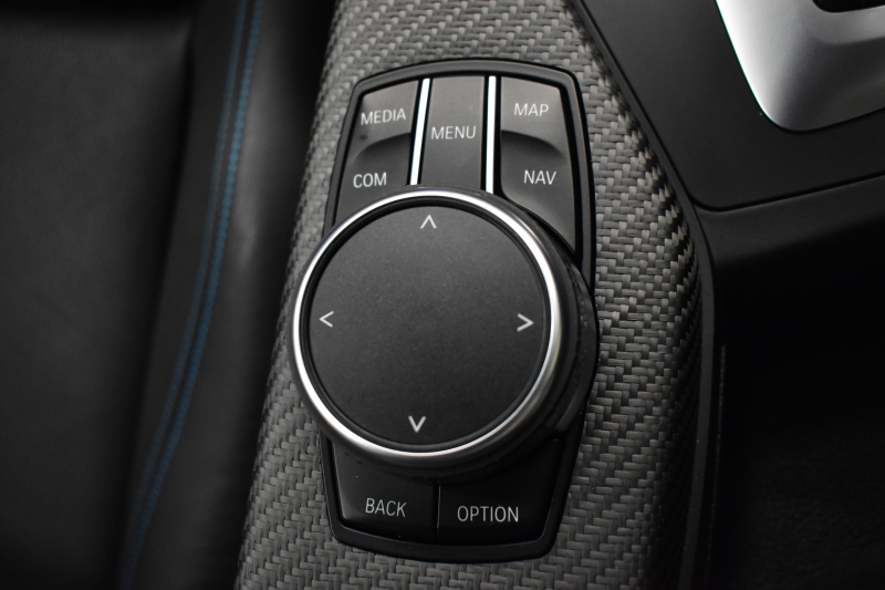 BMW Mシリーズ M2 MDCT 7速DCT LCI後期 ﾋｰﾀｰ付黒革 ﾍｷｻｺﾞﾅﾙLEDﾍｯﾄﾞﾗｲﾄ&ﾃｰﾙ ﾀｯﾁﾊﾟﾈﾙHDDﾅﾋﾞ Bｶﾒﾗ ﾘｱPDC 19AW 車線逸脱&歩行者警告 衝突軽減ﾌﾞﾚｰｷ ｶｰﾎﾞﾝｲﾝﾃﾘｱ 2年保証