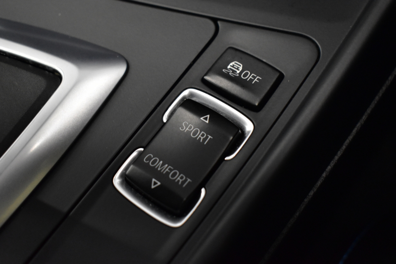 BMW Mシリーズ M2 MDCT 7速DCT LCI後期 ﾋｰﾀｰ付黒革 ﾍｷｻｺﾞﾅﾙLEDﾍｯﾄﾞﾗｲﾄ&ﾃｰﾙ ﾀｯﾁﾊﾟﾈﾙHDDﾅﾋﾞ Bｶﾒﾗ ﾘｱPDC 19AW 車線逸脱&歩行者警告 衝突軽減ﾌﾞﾚｰｷ ｶｰﾎﾞﾝｲﾝﾃﾘｱ 2年保証