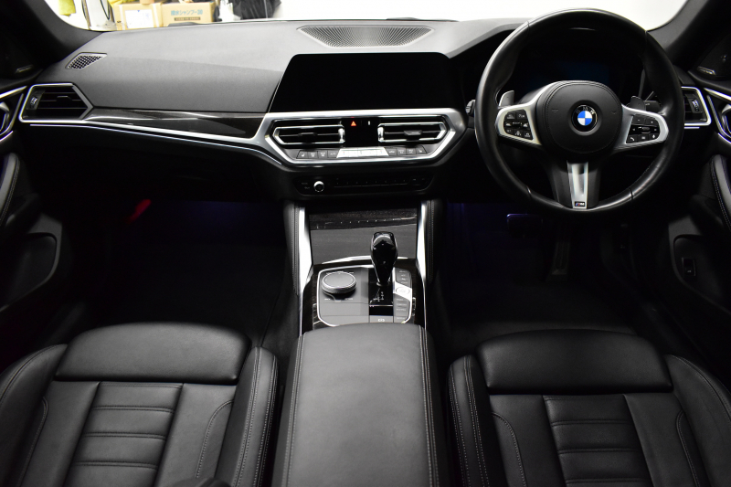 BMW 4シリーズ 420iｸﾞﾗﾝｸｰﾍﾟ Mｽﾎﾟｰﾂ ｻｳﾝﾄﾞ&ﾊｲﾗｲﾝ&ｺﾝﾌｫｰﾄP ﾋｰﾀｰ付黒革 ﾊｰﾏﾝｶｰﾄﾞﾝ 19AW LEDﾍｯﾄﾞﾗｲﾄ 追従ACC LCW ﾗｲﾌﾞｺｸﾋﾟｯﾄ ﾀｯﾁﾊﾟﾈﾙﾅﾋﾞ全周囲ｶﾒﾗ Apple Car Play ﾌﾙｾｸﾞTV  2年保証